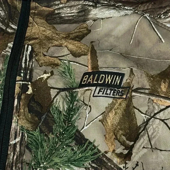 Dunbrooke premium RealTree Xtra branded soft shell camo full zip coat Size Large - Picture 3 of 10